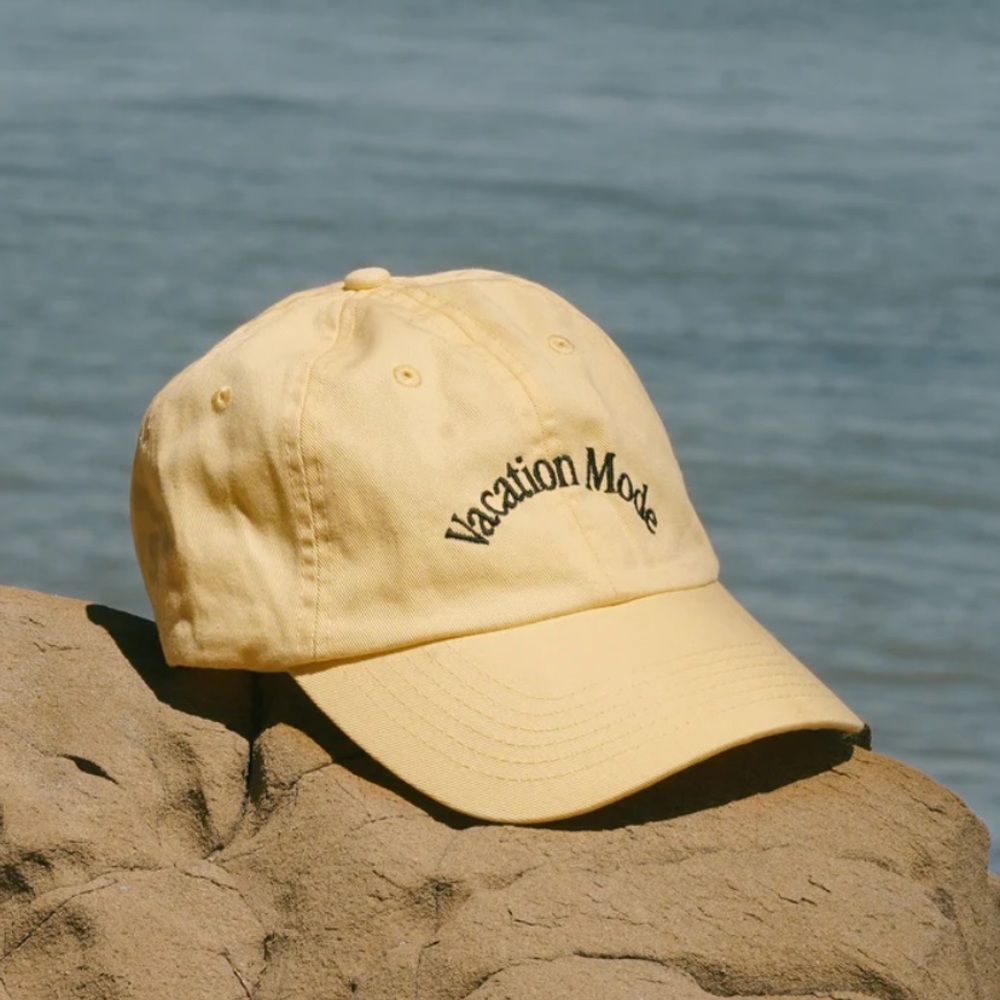 SUMMER FRIDAYS VACATION MODE BASEBALL HAT